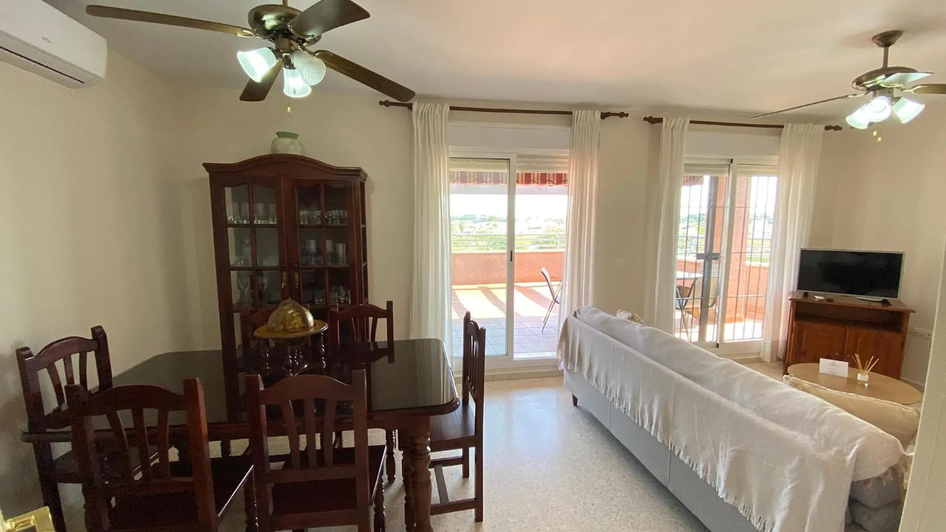 Atico Terraza 65M. Playa, Piscina, A/C, Wifi Apartment Sanlucar de Barrameda Spain